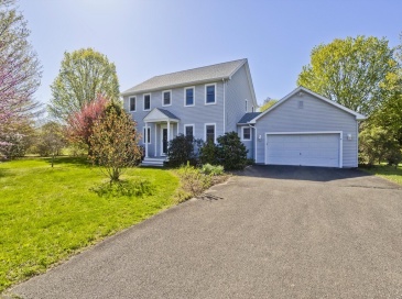 3 Grand Oak Farm Rd, Hadley, Massachusetts, 4 Bedrooms Bedrooms, 8 Rooms Rooms,2.5 BathroomsBathrooms,Residential,For Sale,Grand Oak Farm Rd,73511345 3 Grand Oak Farm Rd, Hadley, Massachusetts, 4 Bedrooms Bedrooms, 8 Rooms Rooms,2.5 BathroomsBathrooms,Residential,For Sale,Grand Oak Farm Rd,73511345
