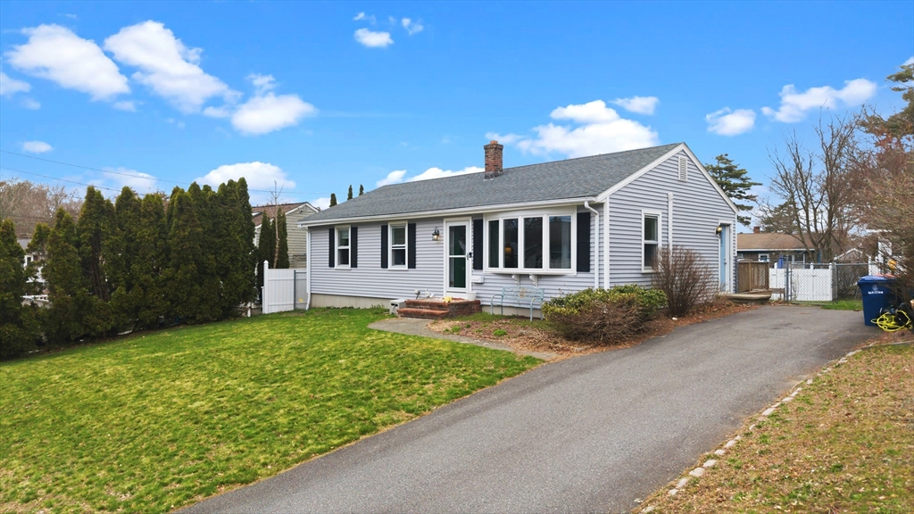 79 Nancy St, New Bedford, Massachusetts, 3 Bedrooms Bedrooms, 5 Rooms Rooms,2 BathroomsBathrooms,Residential,For Sale,Nancy St,73501895