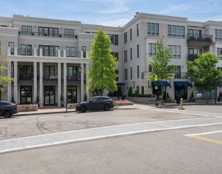 580 Washington Street, Wellesley, Massachusetts, 2 Bedrooms Bedrooms, 6 Rooms Rooms,2.5 BathroomsBathrooms,Residential,For Sale,Washington Street,73534940