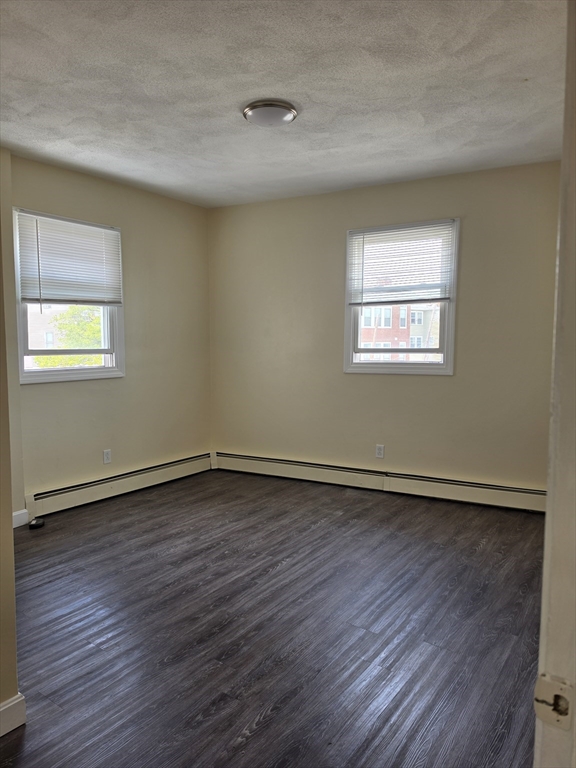 838 Western Ave, Lynn, Massachusetts, 1 Bedroom Bedrooms, 2 Rooms Rooms,1 BathroomBathrooms,Residential Lease,For Rent,Western Ave,73535313