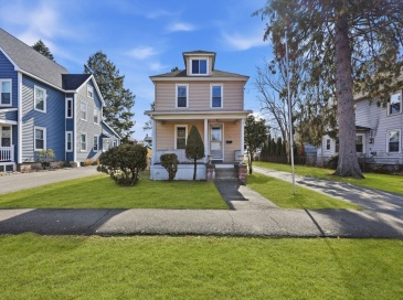32 Allen Ave, Westfield, Massachusetts, 3 Bedrooms Bedrooms, 6 Rooms Rooms,1.5 BathroomsBathrooms,Residential,For Sale,Allen Ave,73496164 32 Allen Ave, Westfield, Massachusetts, 3 Bedrooms Bedrooms, 6 Rooms Rooms,1.5 BathroomsBathrooms,Residential,For Sale,Allen Ave,73496164