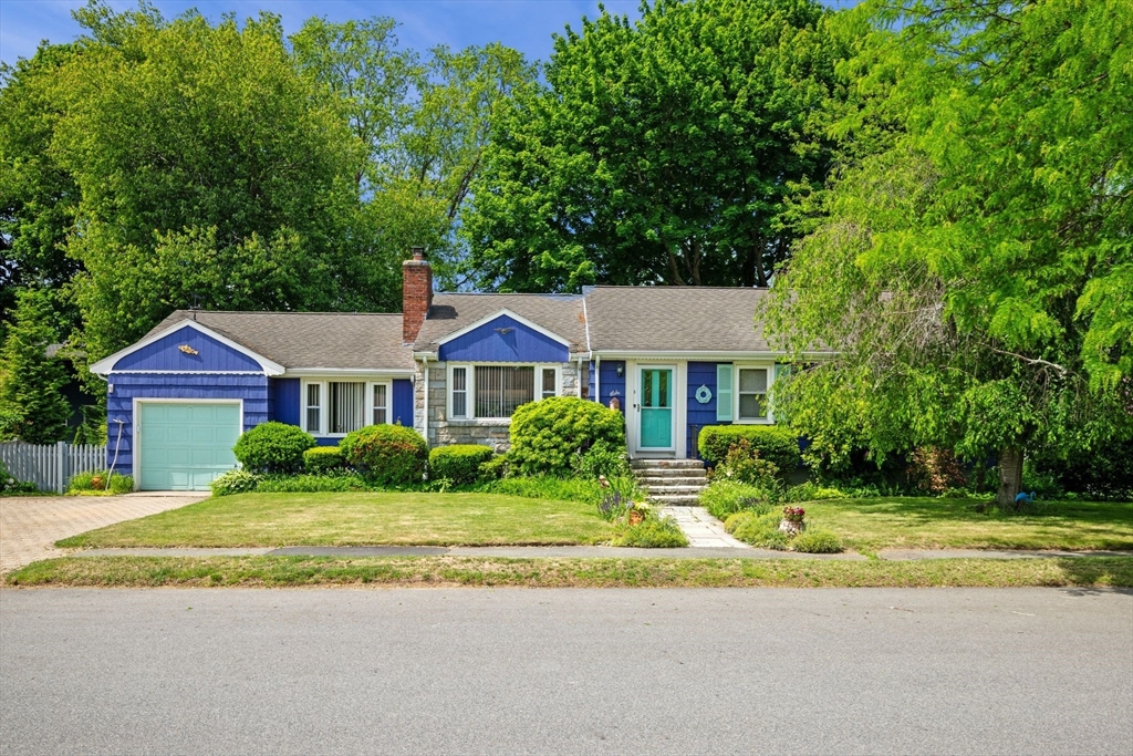 3 Countryside Lane, Marblehead, Massachusetts, 3 Bedrooms Bedrooms, 6 Rooms Rooms,2 BathroomsBathrooms,Residential,For Sale,Countryside Lane,73535331