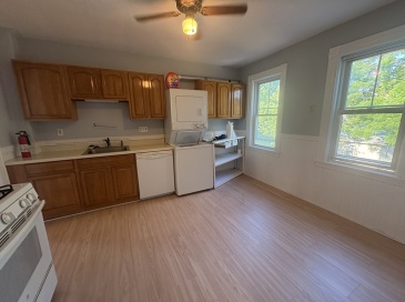 73 Marlboro St, Belmont, Massachusetts, 2 Bedrooms Bedrooms, 7 Rooms Rooms,1 BathroomBathrooms,Residential Lease,For Rent,Marlboro St,73535335