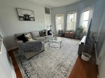 102 Sydney, Boston, Massachusetts, 4 Bedrooms Bedrooms, 6 Rooms Rooms,1.5 BathroomsBathrooms,Residential Lease,For Rent,Sydney,73535339