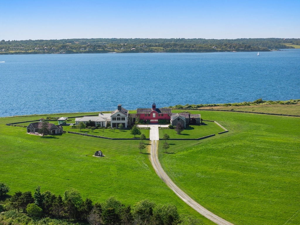 441 W Main Road, Little Compton, Rhode Island, 10 Bedrooms Bedrooms, 20 Rooms Rooms,10 BathroomsBathrooms,Residential,For Sale,W Main Road,73535394
