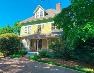209 Bacon St, Natick, Massachusetts, 2 Bedrooms Bedrooms, 5 Rooms Rooms,1 BathroomBathrooms,Residential Lease,For Rent,Bacon St,73535184