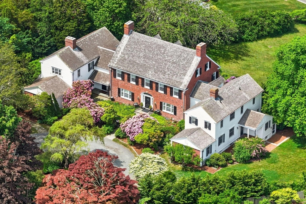 150-154 Cross Street, Chatham, Massachusetts, 10 Bedrooms Bedrooms, 20 Rooms Rooms,8.5 BathroomsBathrooms,Residential,For Sale,Cross Street,73535185