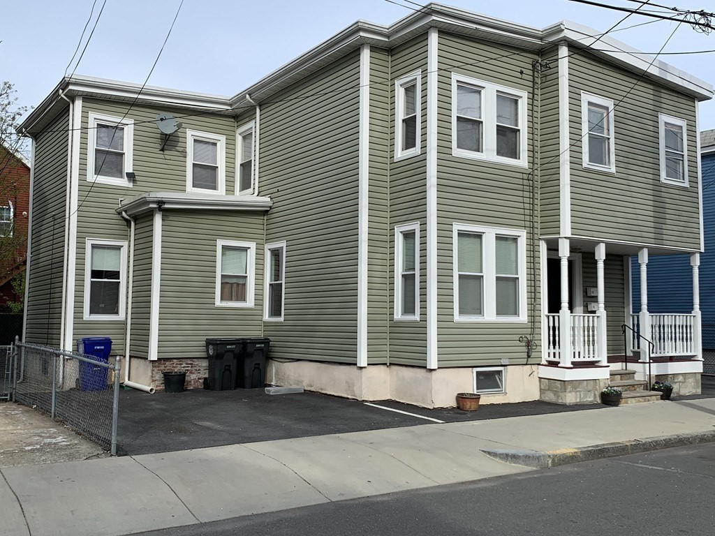79 Blossom St, Chelsea, Massachusetts, 1 Bedroom Bedrooms, 3 Rooms Rooms,1 BathroomBathrooms,Residential Lease,For Rent,Blossom St,73520456