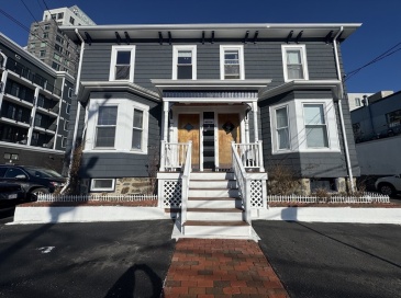 58 Hichborn Street, Boston, Massachusetts, 1 Bedroom Bedrooms, 4 Rooms Rooms,1 BathroomBathrooms,Residential Lease,For Rent,Hichborn Street,73515778