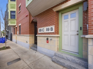 89 Prescott St, Boston, Massachusetts, 2 Bedrooms Bedrooms, 4 Rooms Rooms,2 BathroomsBathrooms,Residential Lease,For Rent,Prescott St,73535407