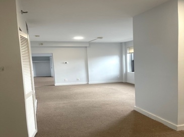 475 Commonwealth Avenue, Boston, Massachusetts, 1 Bedroom Bedrooms, 3 Rooms Rooms,1 BathroomBathrooms,Residential Lease,For Rent,Commonwealth Avenue,73535357