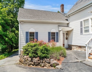 60 Morton, Andover, Massachusetts, 2 Bedrooms Bedrooms, 5 Rooms Rooms,1.5 BathroomsBathrooms,Residential,For Sale,Morton,73534755