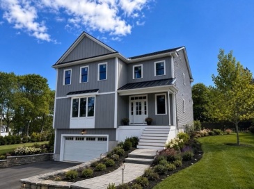 25 Cox Street, Hudson, Massachusetts, 4 Bedrooms Bedrooms, 7 Rooms Rooms,3 BathroomsBathrooms,Residential,For Sale,Cox Street,73535174