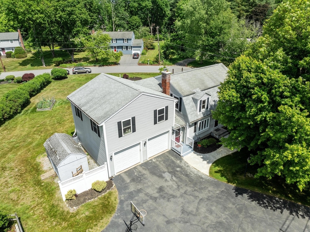 37 Newtown Rd, Acton, Massachusetts, 3 Bedrooms Bedrooms, 8 Rooms Rooms,2.5 BathroomsBathrooms,Residential,For Sale,Newtown Rd,73535218