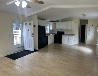 181 Boston Post Rd E, Marlborough, Massachusetts, 2 Bedrooms Bedrooms, 4 Rooms Rooms,2 BathroomsBathrooms,Residential Lease,For Rent,Boston Post Rd E,73535450