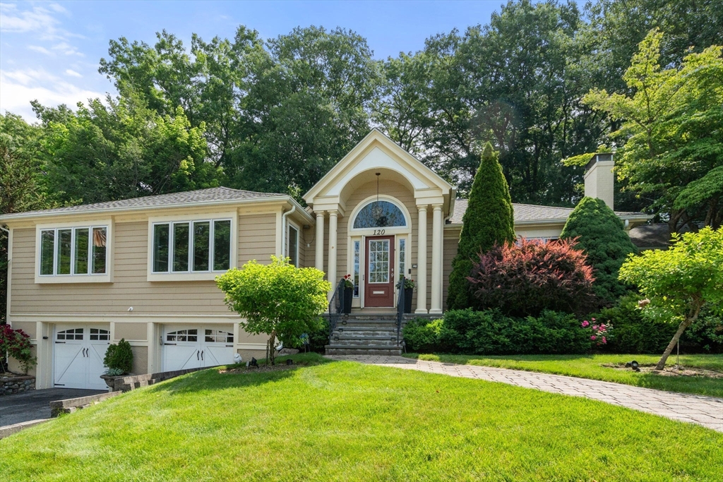 120 Cynthia Rd, Newton, Massachusetts, 5 Bedrooms Bedrooms, 10 Rooms Rooms,3.5 BathroomsBathrooms,Residential,For Sale,Cynthia Rd,73535416