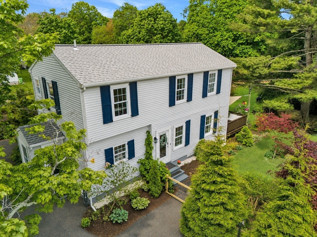 1814 Main St, Concord, Massachusetts, 3 Bedrooms Bedrooms, 12 Rooms Rooms,2.5 BathroomsBathrooms,Residential,For Sale,Main St,73519626