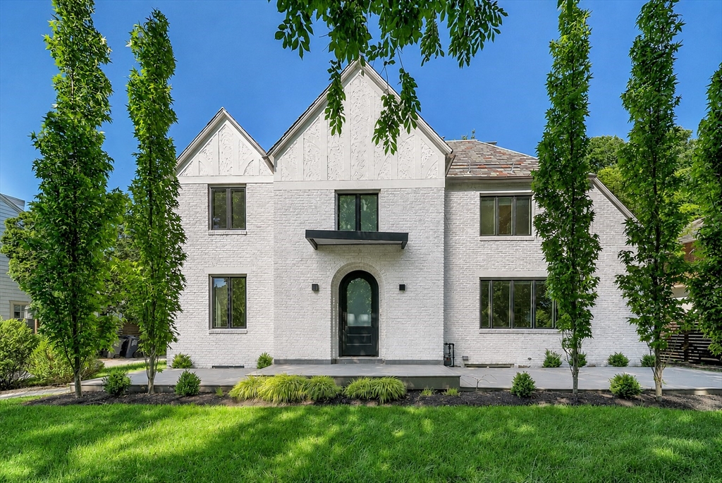 59 Fresh Pond Lane, Cambridge, Massachusetts, 4 Bedrooms Bedrooms, 10 Rooms Rooms,4.5 BathroomsBathrooms,Residential Lease,For Rent,Fresh Pond Lane,73535253