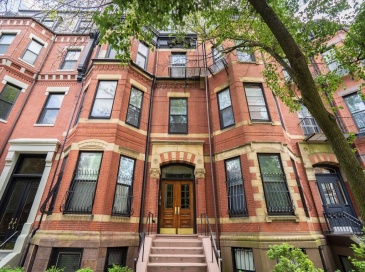 333 Beacon St, Boston, Massachusetts, 2 Bedrooms Bedrooms, 5 Rooms Rooms,2 BathroomsBathrooms,Residential,For Sale,Beacon St,73534694