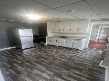 347 Main St, Douglas, Massachusetts, 2 Bedrooms Bedrooms, 5 Rooms Rooms,1 BathroomBathrooms,Residential Lease,For Rent,Main St,73535270