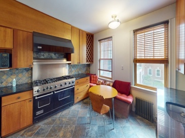 22 Alton, Brookline, Massachusetts, 3 Bedrooms Bedrooms, 5 Rooms Rooms,2 BathroomsBathrooms,Residential Lease,For Rent,Alton,73534768
