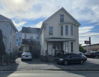 375 Chelmsford St, Lowell, Massachusetts, 8 Bedrooms Bedrooms, 21 Rooms Rooms,3.5 BathroomsBathrooms,Residential Income,For Sale,Chelmsford St,73535181