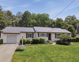69 Maple Street, West Boylston, Massachusetts, 3 Bedrooms Bedrooms, 8 Rooms Rooms,3 BathroomsBathrooms,Residential,For Sale,Maple Street,73535235