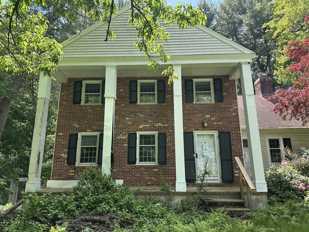 8 Pennock Rd, Chelmsford, Massachusetts, 4 Bedrooms Bedrooms, 8 Rooms Rooms,3 BathroomsBathrooms,Residential,For Sale,Pennock Rd,73535247