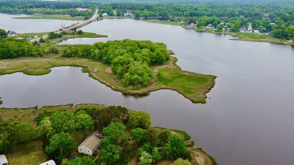 26 First Ave., Wareham, Massachusetts, 2 Bedrooms Bedrooms, 6 Rooms Rooms,1.5 BathroomsBathrooms,Residential,For Sale,First Ave.,73535392