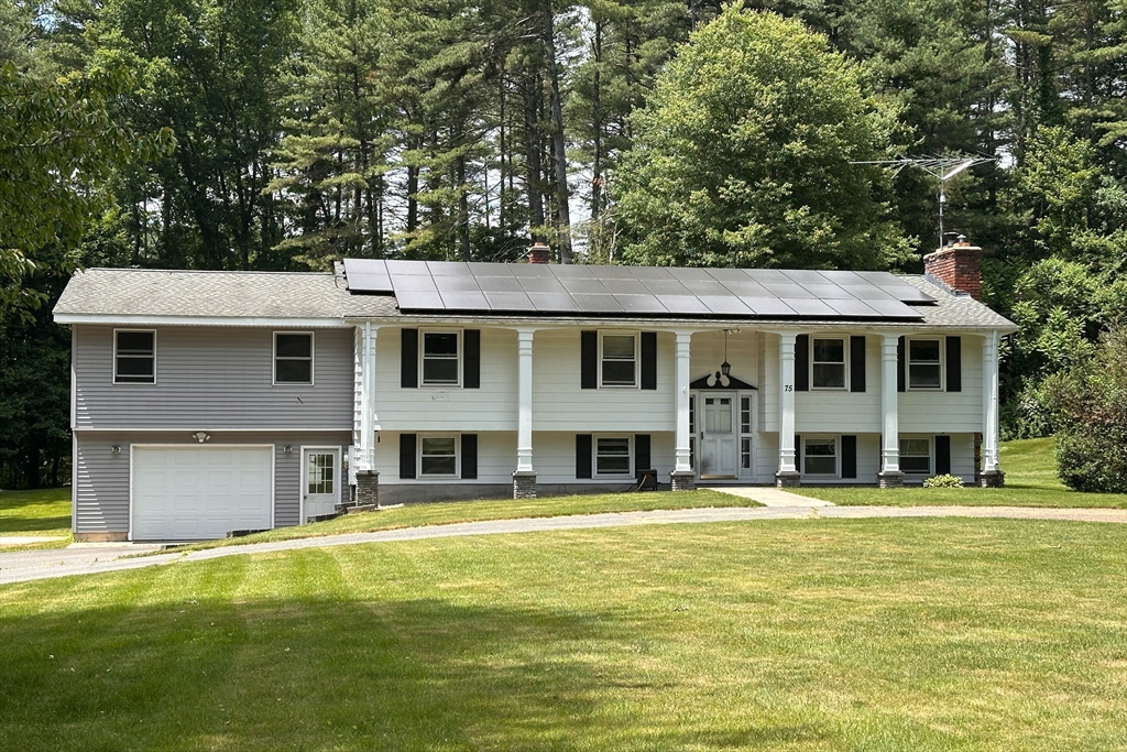 75 Bridle Road, Ludlow, Massachusetts, 4 Bedrooms Bedrooms, 8 Rooms Rooms,3 BathroomsBathrooms,Residential,For Sale,Bridle Road,73535482