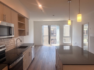 266 Canal Street, Salem, Massachusetts, 1 Bedroom Bedrooms, 3 Rooms Rooms,1 BathroomBathrooms,Residential Lease,For Rent,Canal Street,73535415