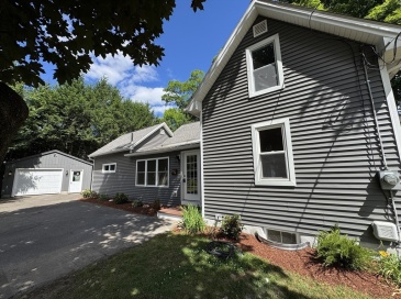 208 N Elm St, Northampton, Massachusetts, 3 Bedrooms Bedrooms, 8 Rooms Rooms,2 BathroomsBathrooms,Residential,For Sale,N Elm St,73535198