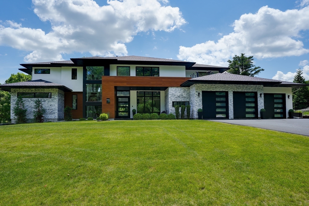 556 Middle Road, Boxborough, Massachusetts, 5 Bedrooms Bedrooms, 14 Rooms Rooms,6 BathroomsBathrooms,Residential,For Sale,Middle Road,73527208
