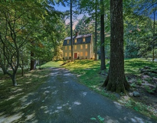 36 Laurel Hill Dr, Leverett, Massachusetts, 5 Bedrooms Bedrooms, 12 Rooms Rooms,4.5 BathroomsBathrooms,Residential,For Sale,Laurel Hill Dr,73531787