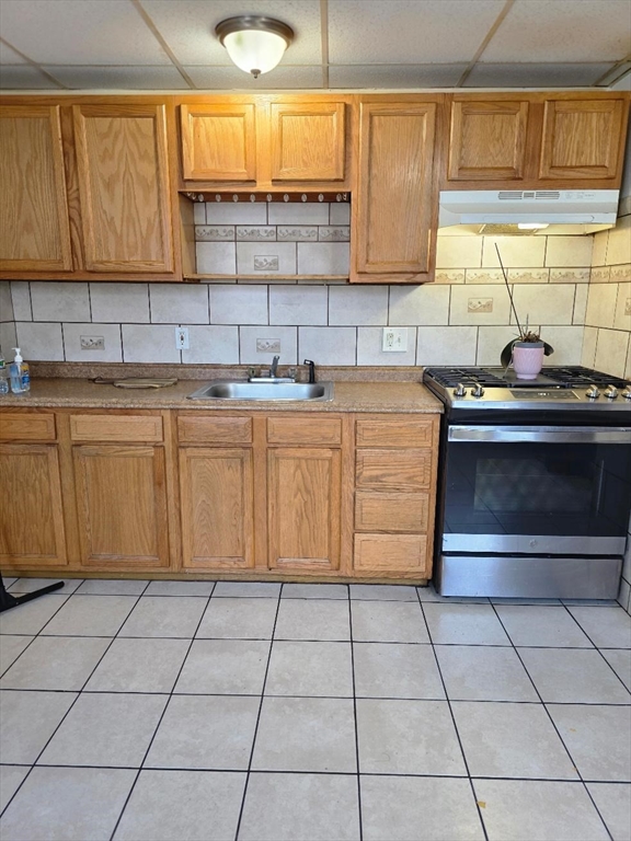 196 Rodman Street, Fall River, Massachusetts, 4 Bedrooms Bedrooms, 7 Rooms Rooms,1 BathroomBathrooms,Residential Lease,For Rent,Rodman Street,73535519