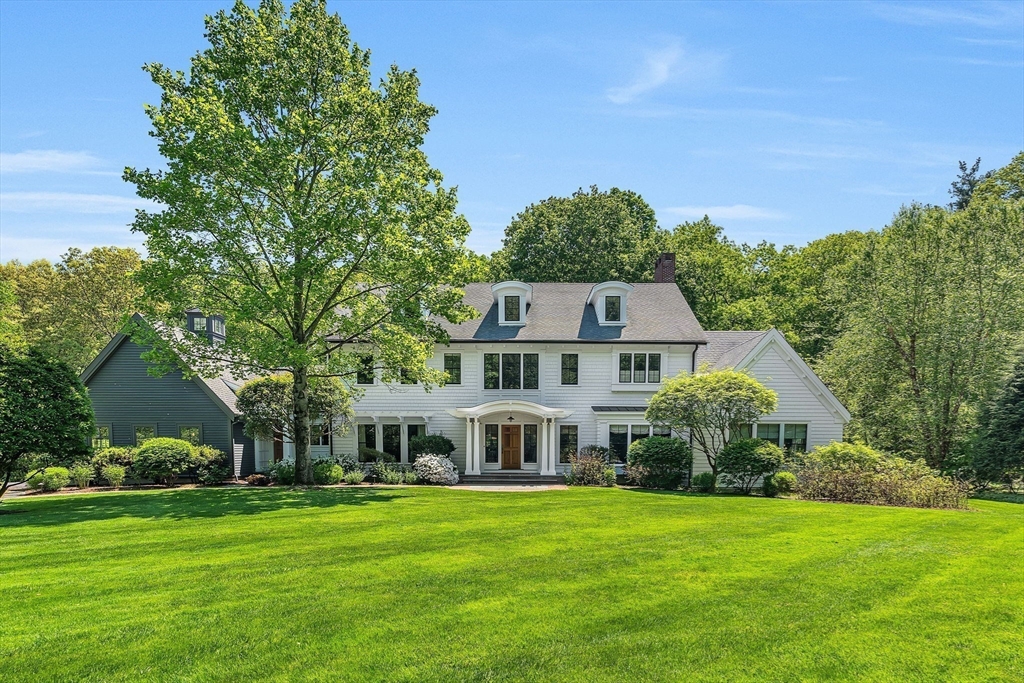 10 Chandler Circle, Weston, Massachusetts, 5 Bedrooms Bedrooms, 14 Rooms Rooms,5.5 BathroomsBathrooms,Residential,For Sale,Chandler Circle,73535557