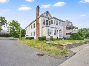5-7 Corser St, Holyoke, Massachusetts, 6 Bedrooms Bedrooms, 12 Rooms Rooms,2 BathroomsBathrooms,Residential Income,For Sale,Corser St,73535574