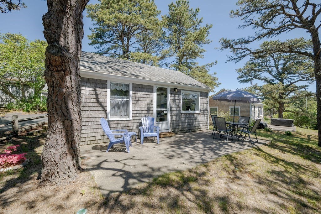 420 Chequessett Neck Rd, Wellfleet, Massachusetts, 2 Bedrooms Bedrooms, 3 Rooms Rooms,1 BathroomBathrooms,Residential,For Sale,Chequessett Neck Rd,73535595