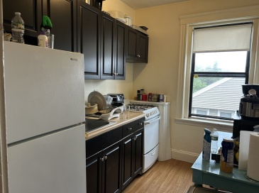 70 Washington Street, Malden, Massachusetts, 2 Bedrooms Bedrooms, 4 Rooms Rooms,1 BathroomBathrooms,Residential Lease,For Rent,Washington Street,73535604