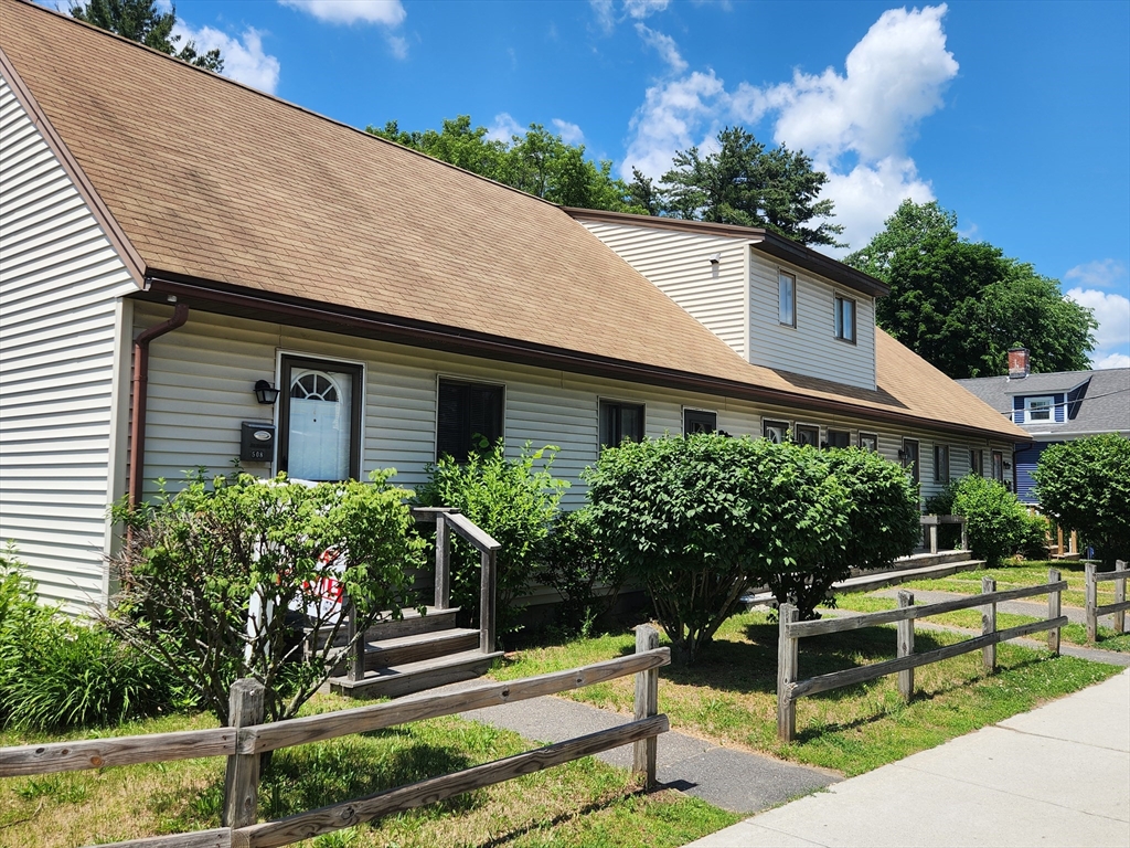 510 High Street, Clinton, Massachusetts, 2 Bedrooms Bedrooms, 4 Rooms Rooms,1 BathroomBathrooms,Residential,For Sale,High Street,73535589