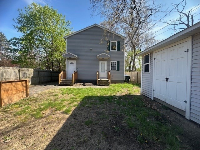 15-17 Otis Ct, Springfield, Massachusetts, 2 Bedrooms Bedrooms, 5 Rooms Rooms,1 BathroomBathrooms,Residential Lease,For Rent,Otis Ct,73535615