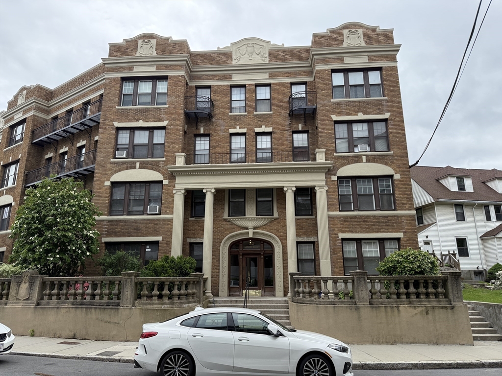 32 Sidlaw Rd, Boston, Massachusetts, 3 Rooms Rooms,1 BathroomBathrooms,Residential Lease,For Rent,Sidlaw Rd,73535626
