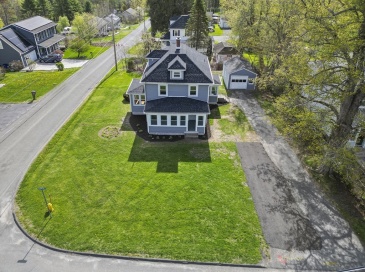100 Essex St., Pittsfield, Massachusetts, 3 Bedrooms Bedrooms, 8 Rooms Rooms,2 BathroomsBathrooms,Residential,For Sale,Essex St.,73511516