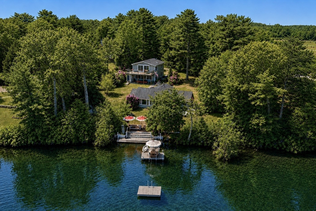 14 Spectacle Pond Ter, Wareham, Massachusetts, 2 Bedrooms Bedrooms, 4 Rooms Rooms,1 BathroomBathrooms,Residential,For Sale,Spectacle Pond Ter,73535643