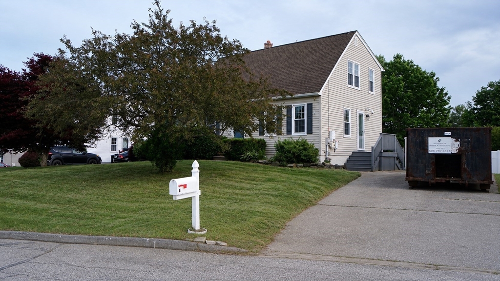 7 Rolling Ridge Rd, Rutland, Massachusetts, 3 Bedrooms Bedrooms, 7 Rooms Rooms,2 BathroomsBathrooms,Residential,For Sale,Rolling Ridge Rd,73535667