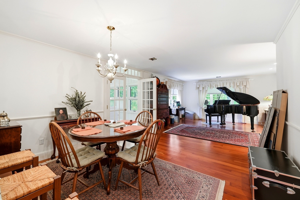 306 Country Side Rd, Greenfield, Massachusetts, 2 Bedrooms Bedrooms, 5 Rooms Rooms,2 BathroomsBathrooms,Residential,For Sale,Country Side Rd,73503749
