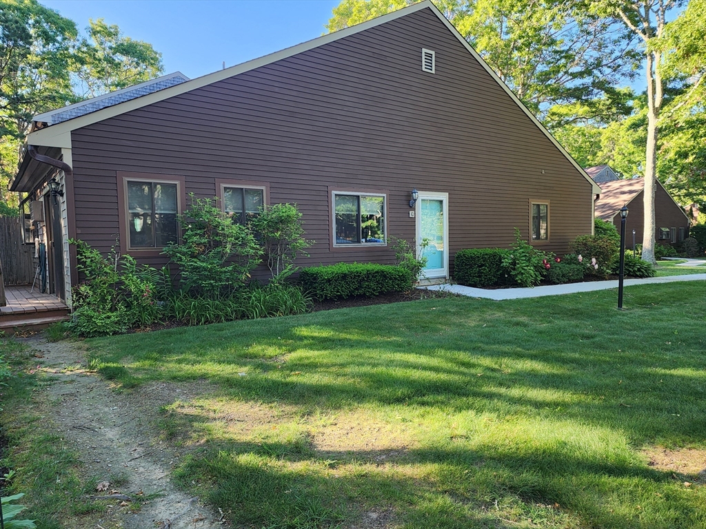 10 Roundhouse Rd, Bourne, Massachusetts, 2 Bedrooms Bedrooms, 4 Rooms Rooms,2 BathroomsBathrooms,Residential,For Sale,Roundhouse Rd,73535693