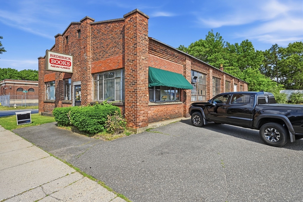 797 Page Blvd, Springfield, Massachusetts, ,Commercial Lease,For Rent,Page Blvd,73535729