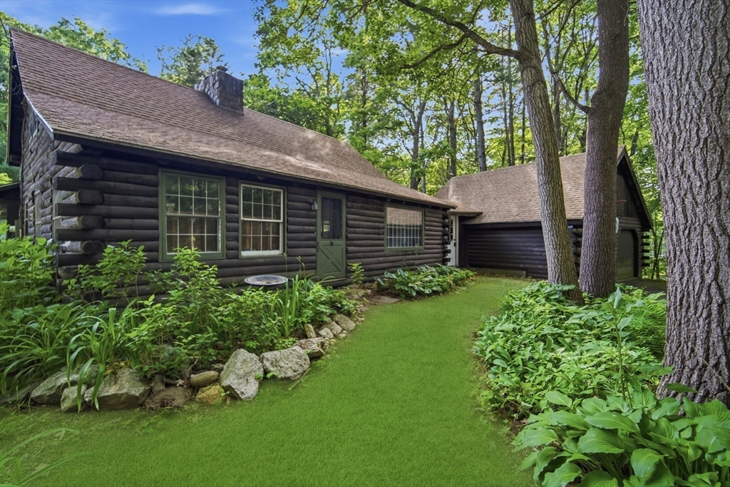 95 Packardville Rd, Pelham, Massachusetts, 4 Bedrooms Bedrooms, 8 Rooms Rooms,2 BathroomsBathrooms,Residential,For Sale,Packardville Rd,73535746