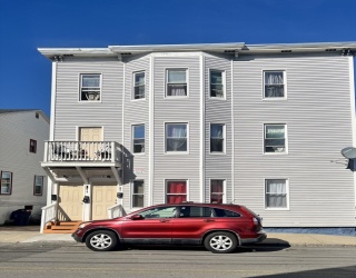 87-89 Margin St, Lawrence, Massachusetts, 9 Bedrooms Bedrooms, 15 Rooms Rooms,3 BathroomsBathrooms,Residential Income,For Sale,Margin St,73535749